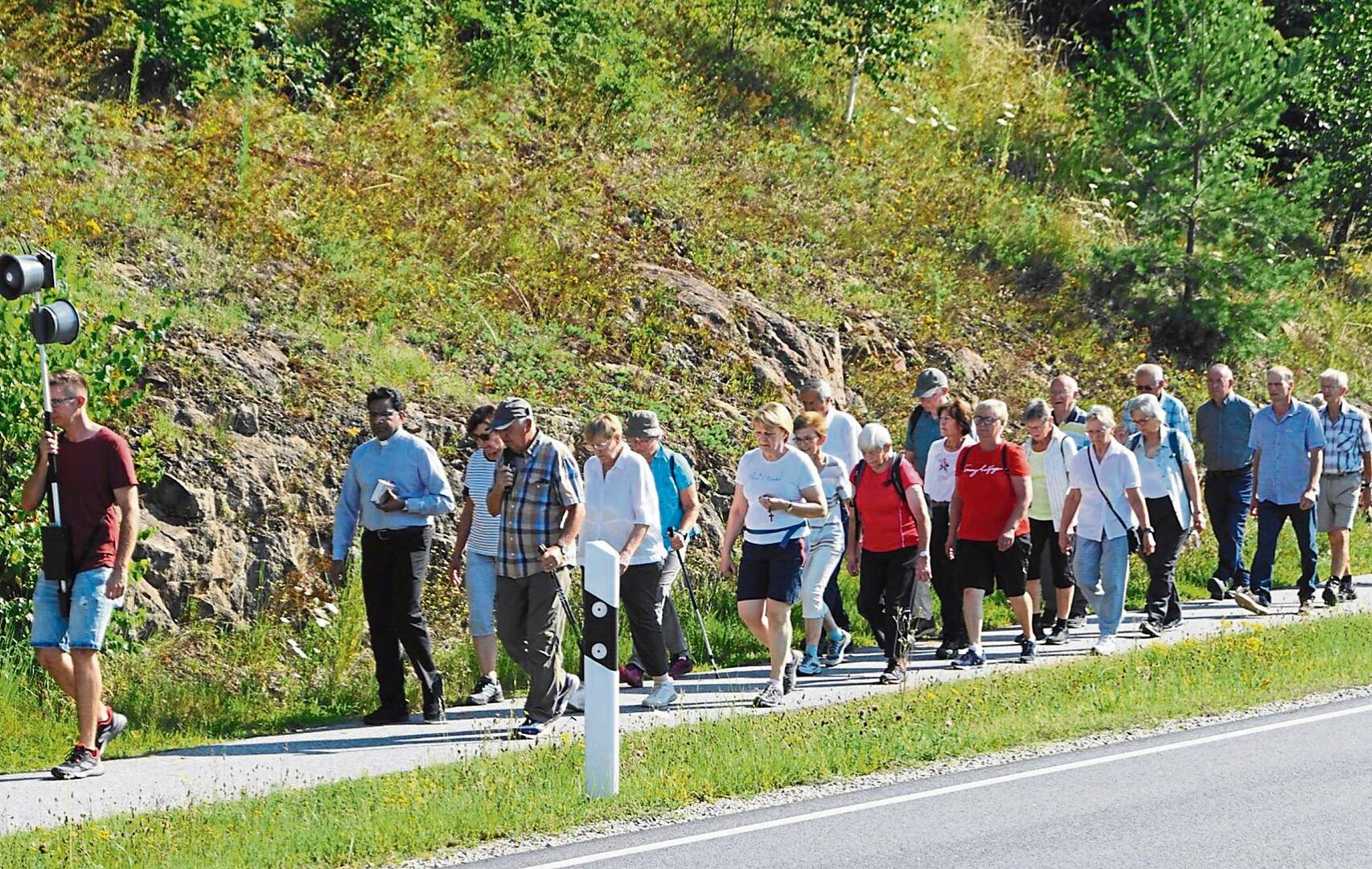 Chamerauer Pfarrgemeinde löst altes Gelübde ein