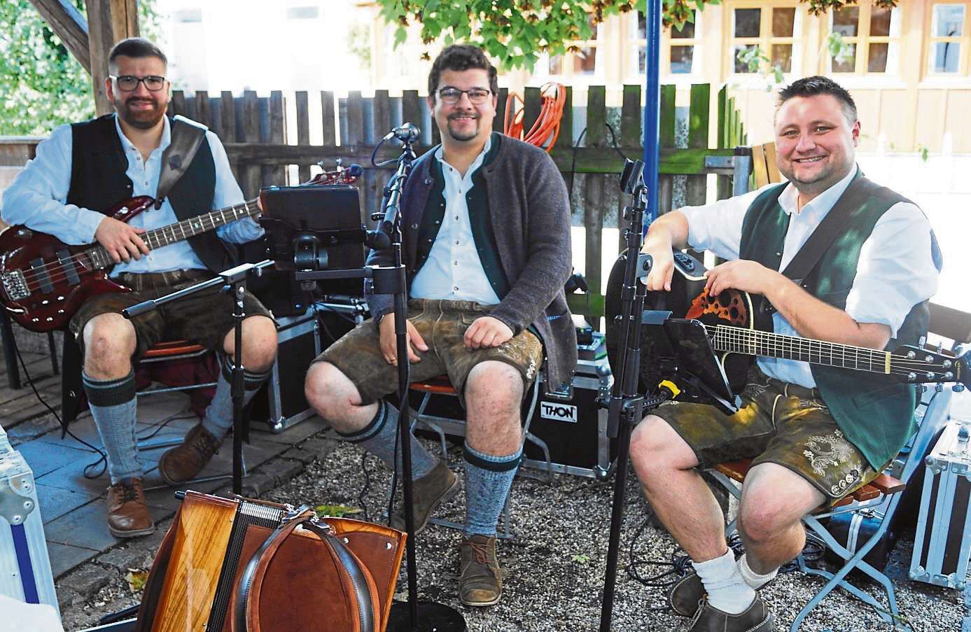 Oktoberfeststimmung im Biergarten